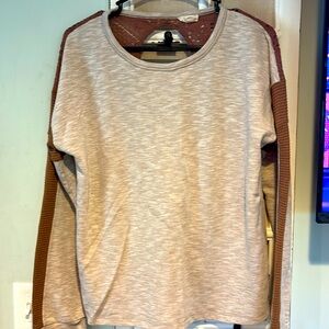 Hem and Thread Sweatshirt Size L
